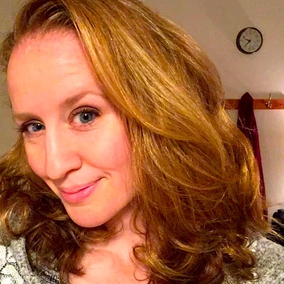 Meet your Posher, Sarah - Picture 1 of 1